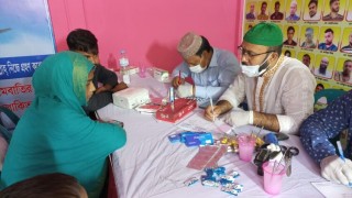 রায়পুরায় বিনামূল্যে দাতের চিকিৎসা প্রদান ক্যাম্প
