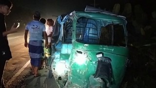 ঘোড়াশালে বাস ও সিএনজির সংঘর্ষে নিহত এক, আহত ৪