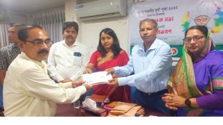 পলাশে ৪৭টি পূজা মন্ডপে নগদ অর্থ বিতরণ