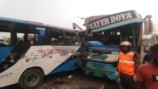 শিবপুরে বাস-মিনিবাস সংঘর্ষে একজন নিহত, আহত ২৫ শিবপুরে বাস-মিনিবাস সংঘর্ষে একজন নিহত, আহত ২৫