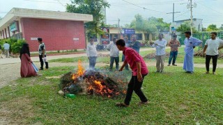 রায়পুরায় অবৈধ কারেন্ট জাল পুড়িয়ে বিনষ্ট