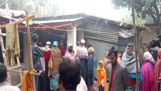 আমদিয়ায় বসতঘর থেকে গৃহবধূর মরদেহ উদ্ধার আমদিয়ায় বসতঘর থেকে গৃহবধূর মরদেহ উদ্ধার