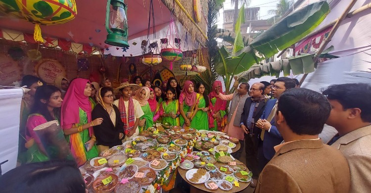 হাউ মাউ পিঠা খাও হাউ মাউ পিঠা খাও
