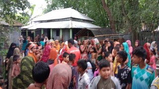 শিবপুরে পুকুরে গোসলে নেমে স্কুলছাত্রীর মৃত্যু