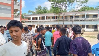 বেলাবতে এসএসসি’র ফলাফল বিপর্যয়, বিদ্যালয়ে তালা দিল এলাকাবাসী