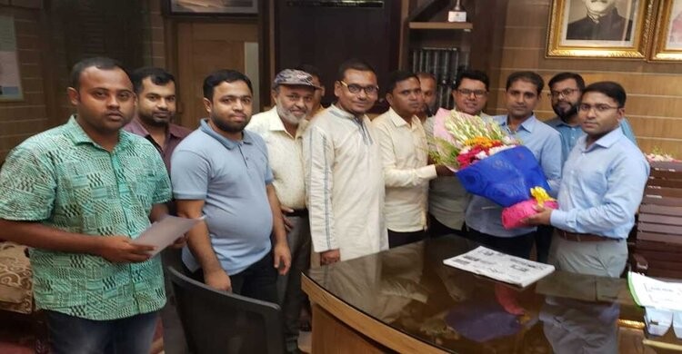 জেলা প্রশাসক ও পুলিশ সুপারের সাথে নরসিংদী জেলা প্রেসক্লাব কমিটির সৌজন্য সাক্ষাৎ জেলা প্রশাসক ও পুলিশ সুপারের সাথে নরসিংদী জেলা প্রেসক্লাব কমিটির সৌজন্য সাক্ষাৎ
