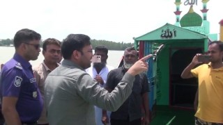 রায়পুরায় অবৈধ চুম্বক ড্রেজার দিয়ে বালু উত্তোলন: ১০ লাখ টাকা জরিমানা