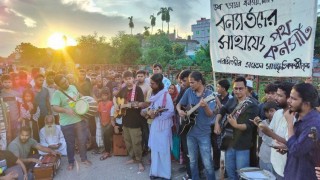 বন্যার্তদের অর্থ সংগ্রহে নরসিংদীতে পথ-কনসার্ট