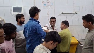 মনোহরদীতে বিএনপি'র দুই গ্রুপের সংঘর্ষে আহত ২০, গাড়ী ভাংচুর