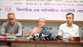 দুধের ঘাটতি পূরণে আমদানি নির্ভরতা বদলাতে চাই: মৎস্য ও প্রাণিসম্পদ উপদেষ্টা