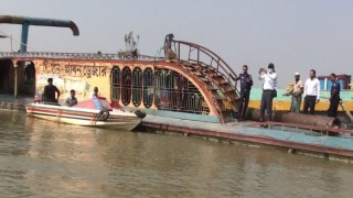 রায়পুরায় অবৈধভাবে বালু উত্তােলন: ১৯ লাখ টাকা জরিমানা, ড্রেজারসহ আটক ৩