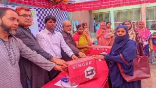 বেলাবতে মহিলা পরিষদের বিভিন্ন অনুদান বিতরণ বেলাবতে মহিলা পরিষদের বিভিন্ন অনুদান বিতরণ