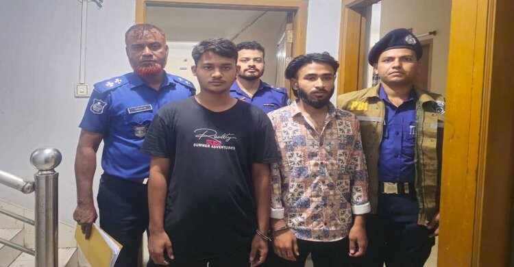 মাদক সংগ্রহ সংক্রান্ত তর্কাতর্কির সময় খুন: ৩ মাদকসেবী বন্ধু গ্রেপ্তার মাদক সংগ্রহ সংক্রান্ত তর্কাতর্কির সময় খুন: ৩ মাদকসেবী বন্ধু গ্রেপ্তার