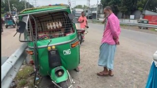 শিবপুরে প্রাইভেটকার ও সিএনজির মুখোমুখি সংঘর্ষে নিহত ১, আহত ৪