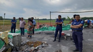 শিবপুরে অবৈধ সিসা তৈরির কারখানা ভেঙে দিলো পরিবেশ অধিদপ্তর