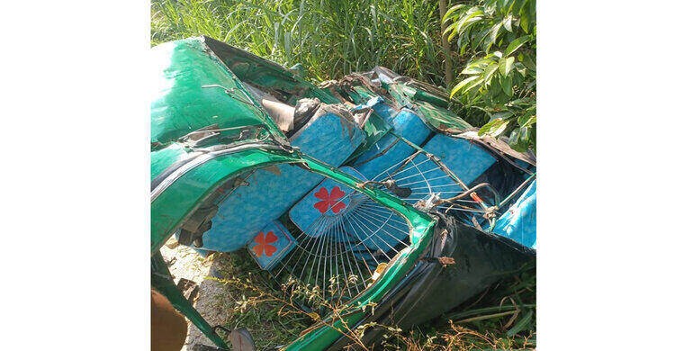 রায়পুরায় দুই সিএনজির সংঘর্ষে নিহত ১, শিশুসহ আহত ১১